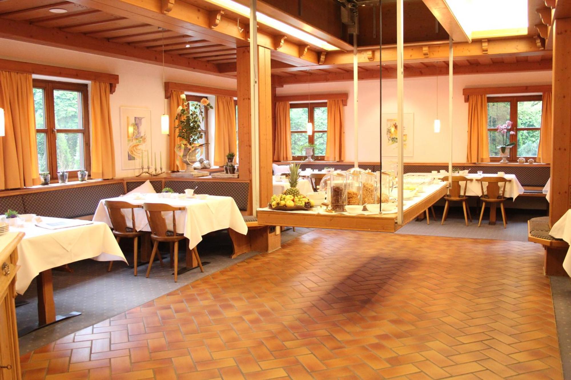 Landhotel Groenenbach Bad Grönenbach Dış mekan fotoğraf
