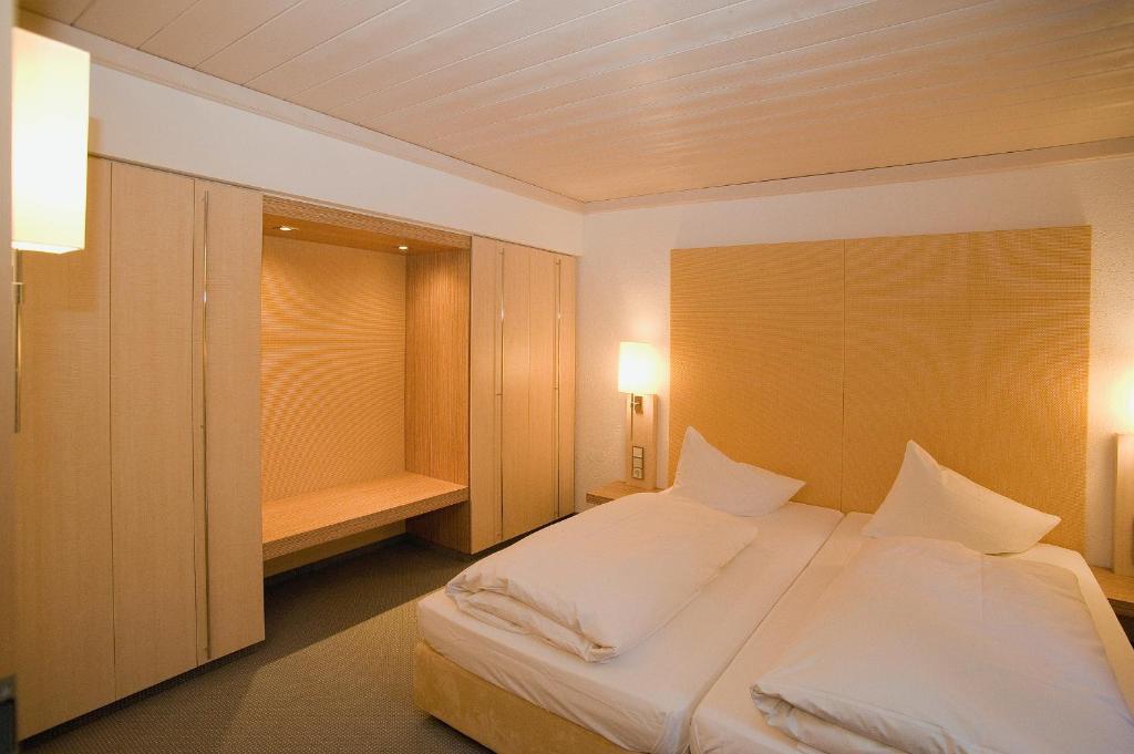 Landhotel Groenenbach Bad Grönenbach Oda fotoğraf