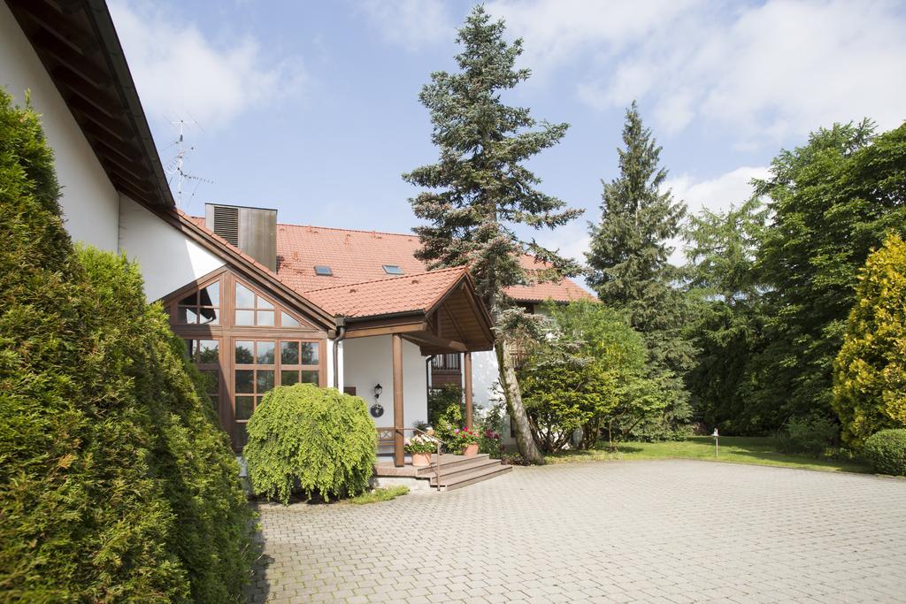Landhotel Groenenbach Bad Grönenbach Dış mekan fotoğraf