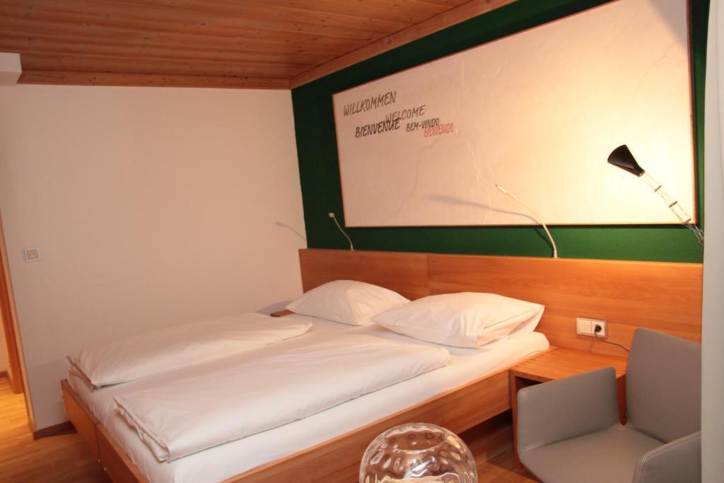 Landhotel Groenenbach Bad Grönenbach Oda fotoğraf